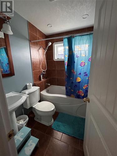 7 Midway Road, Port Aux Basques, NL - Indoor Photo Showing Bathroom