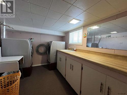 682-684 Euclid Ave, Black River-Matheson, ON - Indoor Photo Showing Laundry Room