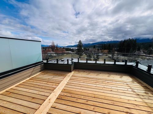 303 - 514 14Th Street, Invermere, BC - Outdoor With View