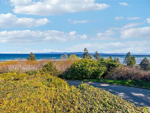 1109 Eaglecrest Dr, Qualicum Beach, BC - Outdoor With Body Of Water With View