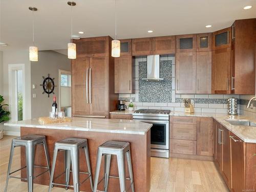 9969 Third St, Sidney, BC - Indoor Photo Showing Kitchen With Upgraded Kitchen