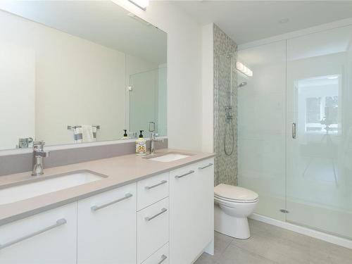 505-960 Reunion Ave, Langford, BC - Indoor Photo Showing Bathroom