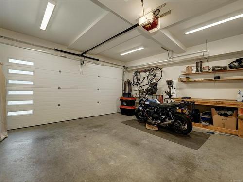 2222 Echo Valley Rise, Langford, BC - Indoor Photo Showing Garage