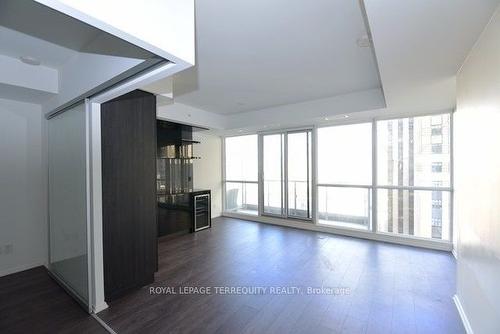 2402-70 Temperance St, Toronto, ON - Indoor Photo Showing Other Room
