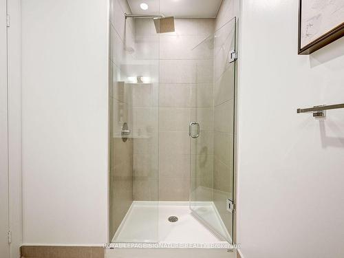 1512-55 Mercer St, Toronto, ON - Indoor Photo Showing Bathroom