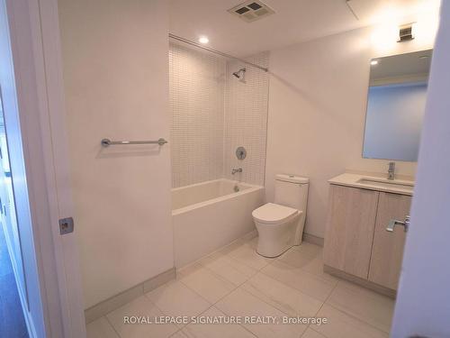 606-1 Jarvis St, Hamilton, ON - Indoor Photo Showing Bathroom