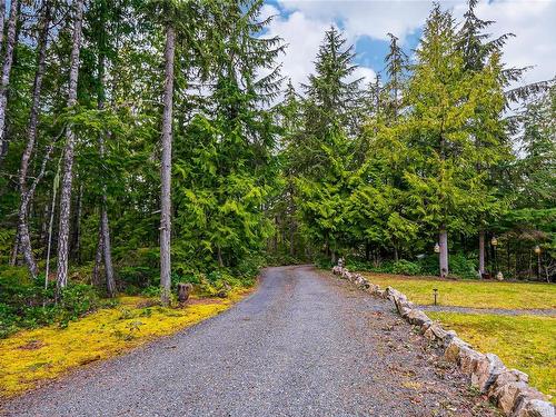 1743 Galvin Pl, Qualicum Beach, BC - Outdoor With View