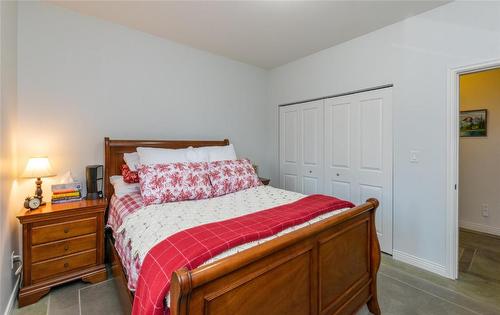 2611 Duncan Road, Blind Bay, BC - Indoor Photo Showing Bedroom