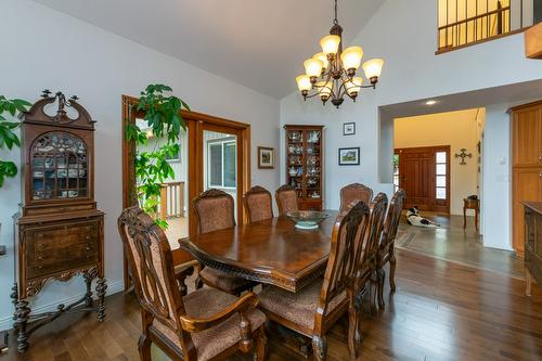 2611 Duncan Road, Blind Bay, BC - Indoor Photo Showing Dining Room