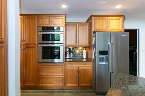 2611 Duncan Road, Blind Bay, BC - Indoor Photo Showing Kitchen With Stainless Steel Kitchen