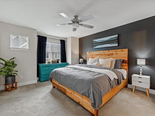 23-600 Sherwood Road, Kelowna, BC - Indoor Photo Showing Bedroom