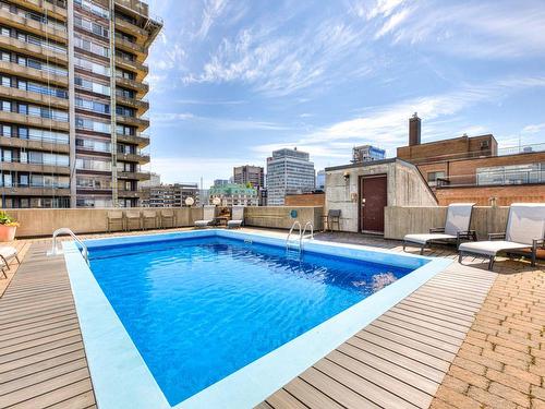 Pool - 205-3455 Rue Drummond, Montréal (Ville-Marie), QC - Outdoor With In Ground Pool