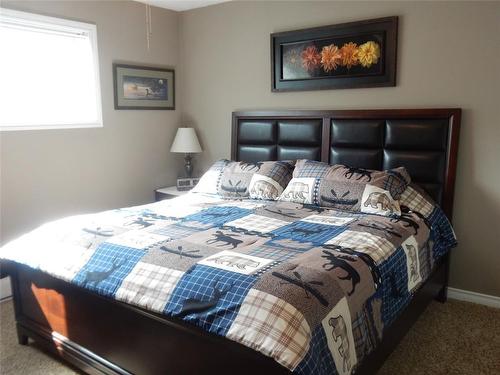 2315 Wilson Avenue, Armstrong, BC - Indoor Photo Showing Bedroom