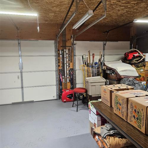 2315 Wilson Avenue, Armstrong, BC - Indoor Photo Showing Garage
