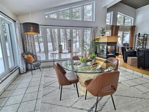 Dining room - 909 Ch. Du Vieux-Fort, Duhamel-Ouest, QC - Indoor