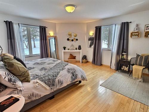 Master bedroom - 909 Ch. Du Vieux-Fort, Duhamel-Ouest, QC - Indoor Photo Showing Bedroom