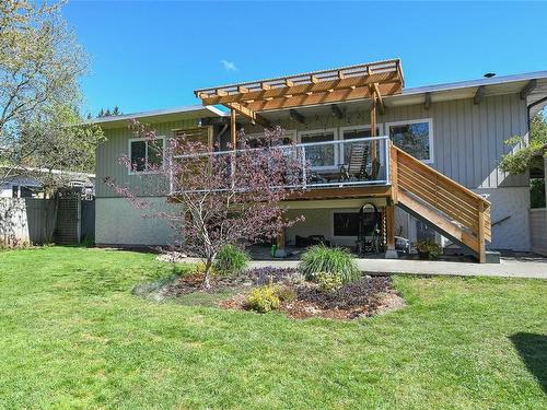 361 Urquhart Ave, Courtenay, BC - Outdoor