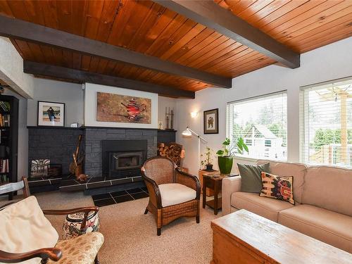 361 Urquhart Ave, Courtenay, BC - Indoor Photo Showing Living Room With Fireplace