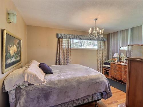 1012 Oliview Dr, Hyde Creek, BC - Indoor Photo Showing Bedroom