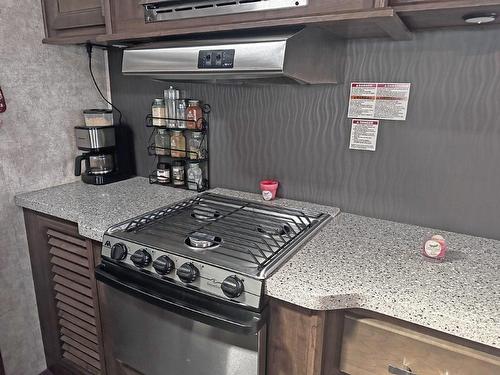 43 Memory Road, Neebing, ON - Indoor Photo Showing Kitchen