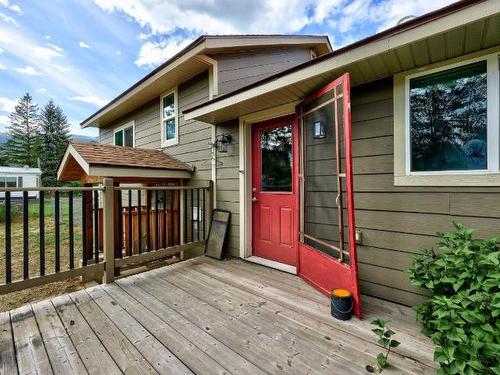 170 Jenkins Rd, Clearwater, BC - Outdoor With Deck Patio Veranda With Exterior