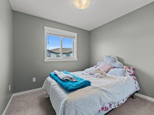 10-1741 Tranquille Rd, Kamloops, BC - Indoor Photo Showing Bedroom