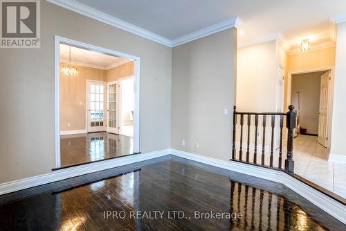 229 Baker Avenue, Richmond Hill, ON - Indoor Photo Showing Other Room