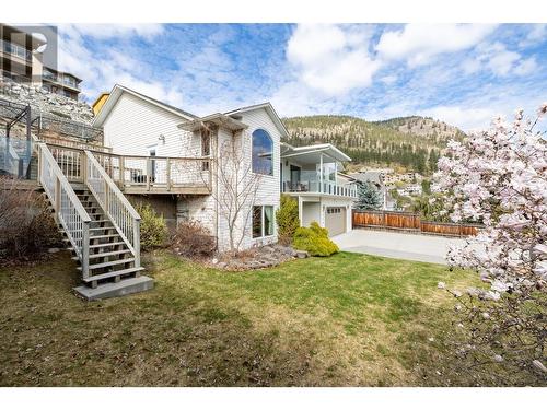 5226 Sutherland Road, Peachland, BC - Outdoor With Deck Patio Veranda