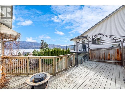 5226 Sutherland Road, Peachland, BC - Outdoor With Deck Patio Veranda With Exterior