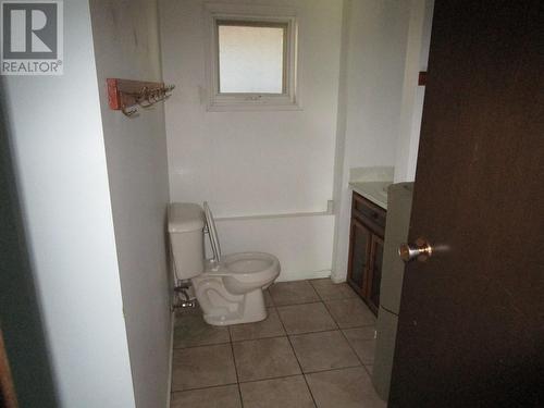 475 Balsam Street, 100 Mile House, BC - Indoor Photo Showing Bathroom