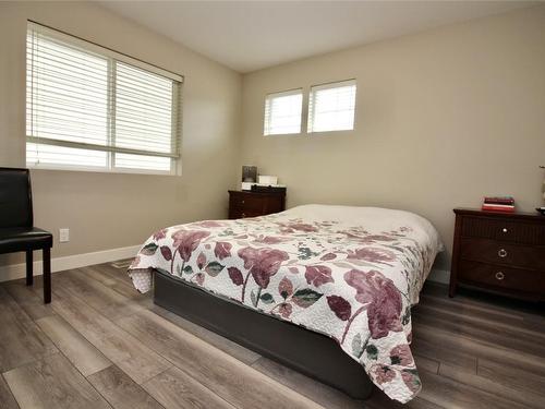 2012 Elkridge Drive, West Kelowna, BC - Indoor Photo Showing Bedroom