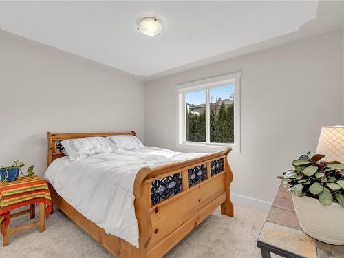 3391 Merlot Way, West Kelowna, BC - Indoor Photo Showing Bedroom