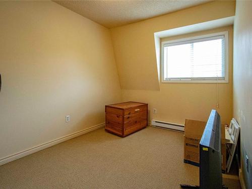 21-2250 Baskin Street, Penticton, BC - Indoor