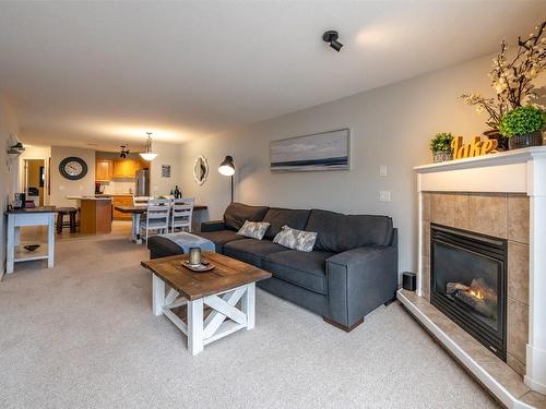 302-850 Railway Lane, Okanagan Falls, BC - Indoor Photo Showing Living Room With Fireplace