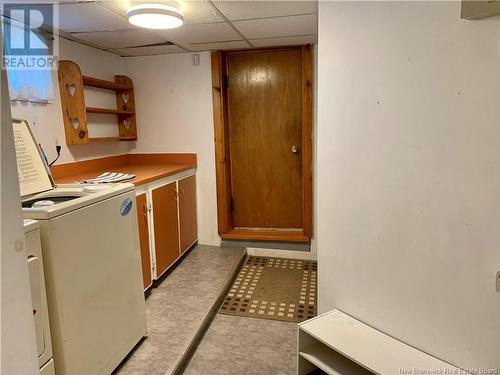 305 Harquail Lane, Dalhousie, NB - Indoor Photo Showing Laundry Room