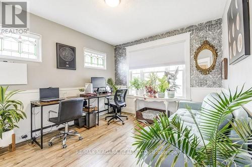 16 Lisgar St, St. Catharines, ON - Indoor Photo Showing Office