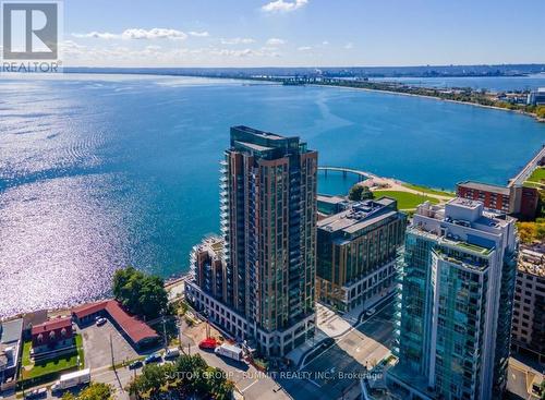 #404 -2060 Lakeshore Rd, Burlington, ON - Outdoor With Body Of Water With View