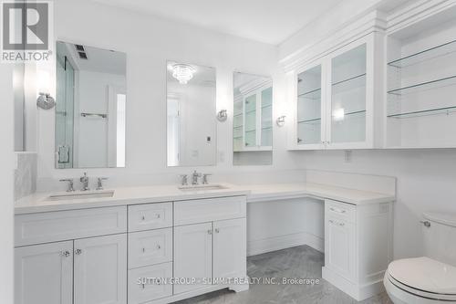 404 - 2060 Lakeshore Road, Burlington, ON - Indoor Photo Showing Bathroom
