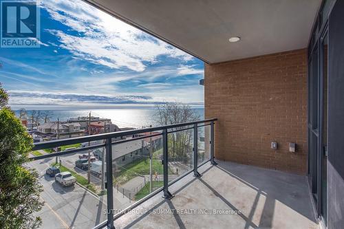 404 - 2060 Lakeshore Road, Burlington, ON - Outdoor With View With Exterior