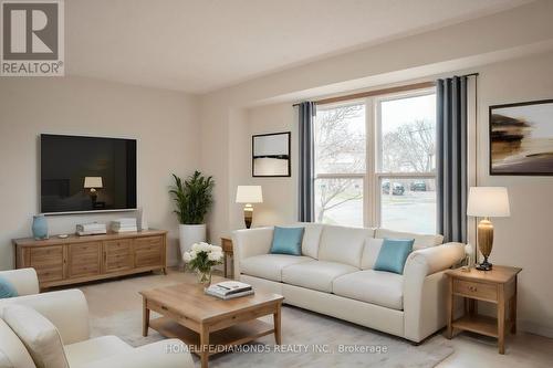 126 Northgate Dr, Welland, ON - Indoor Photo Showing Living Room