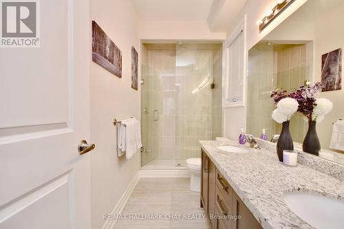 478 Greenwood Dr, Essa, ON - Indoor Photo Showing Bathroom