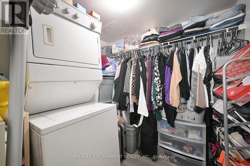 100 - 78 St Patrick Street, Toronto, ON - Indoor Photo Showing Laundry Room
