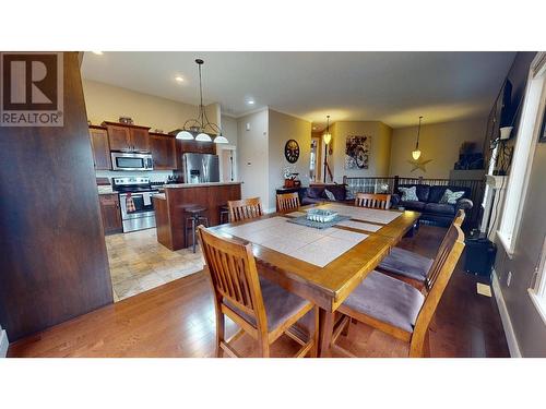 11727 88 Street, Fort St. John, BC - Indoor Photo Showing Dining Room