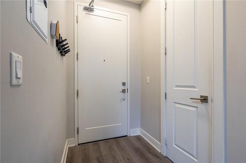 150 Main Street W|Unit #402, Hamilton, ON - Indoor Photo Showing Other Room