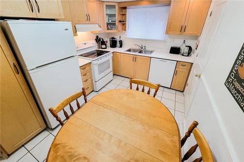 2145 Sandringham Drive, Burlington, ON - Indoor Photo Showing Kitchen With Double Sink
