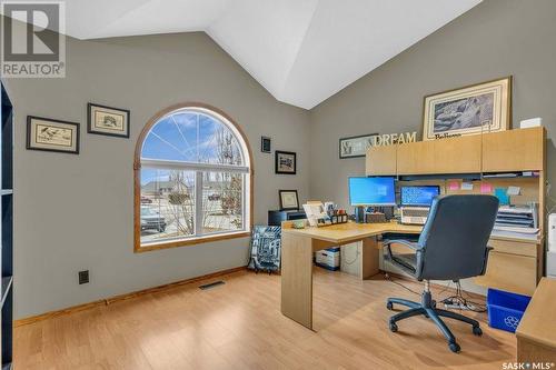 516 Ryer Place, Swift Current, SK - Indoor Photo Showing Office