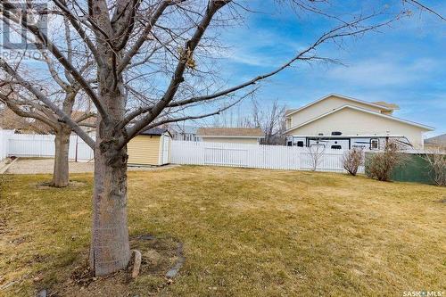 516 Ryer Place, Swift Current, SK - Outdoor