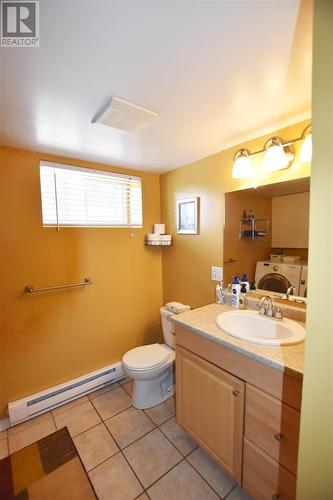 49 Grandview Ave, Sault Ste Marie, ON - Indoor Photo Showing Bathroom