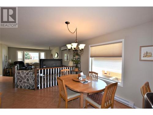 450 Ibis Avenue, Vernon, BC - Indoor Photo Showing Dining Room