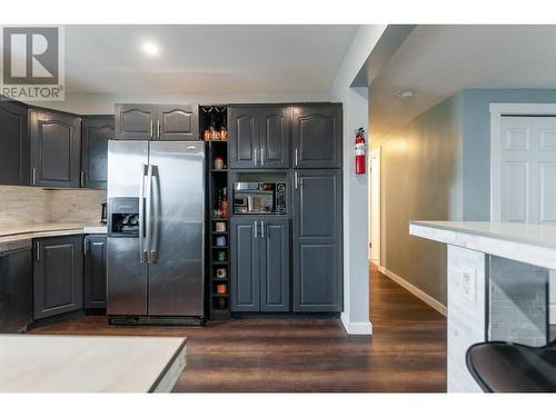 100 Greenwood Drive, Penticton, BC - Indoor Photo Showing Kitchen